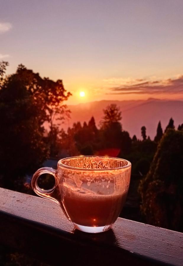 Aakeet Lyang Homestay Kurseong Ngoại thất bức ảnh