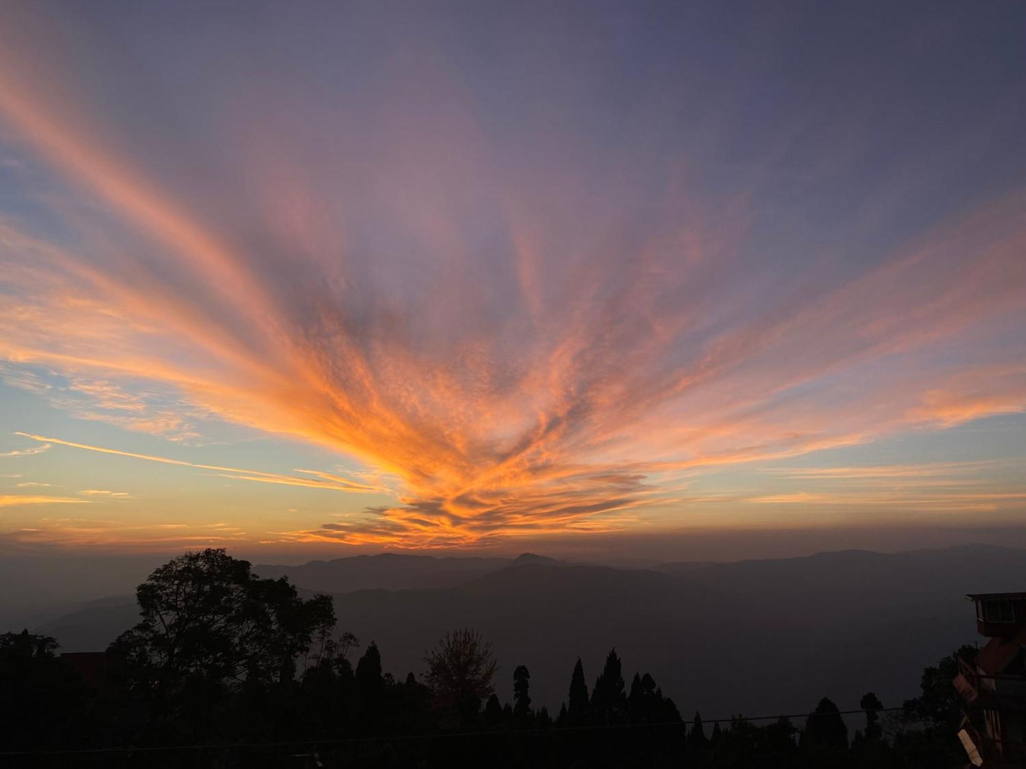 Aakeet Lyang Homestay Kurseong Ngoại thất bức ảnh